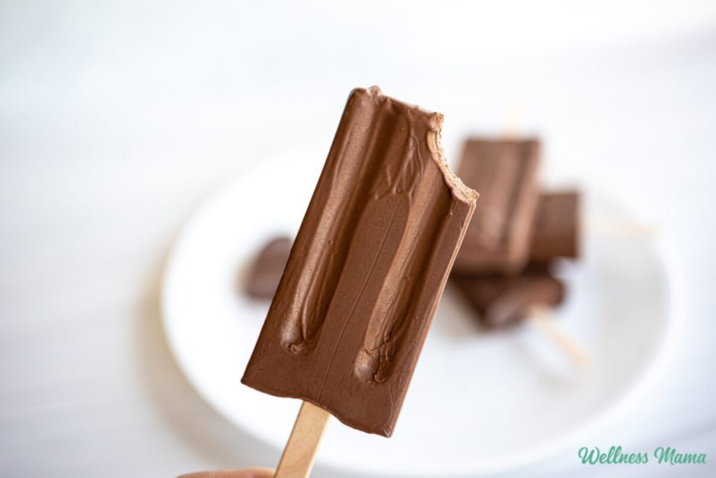 Homemade Fudgesicles Recipe (Clean Ingredients)