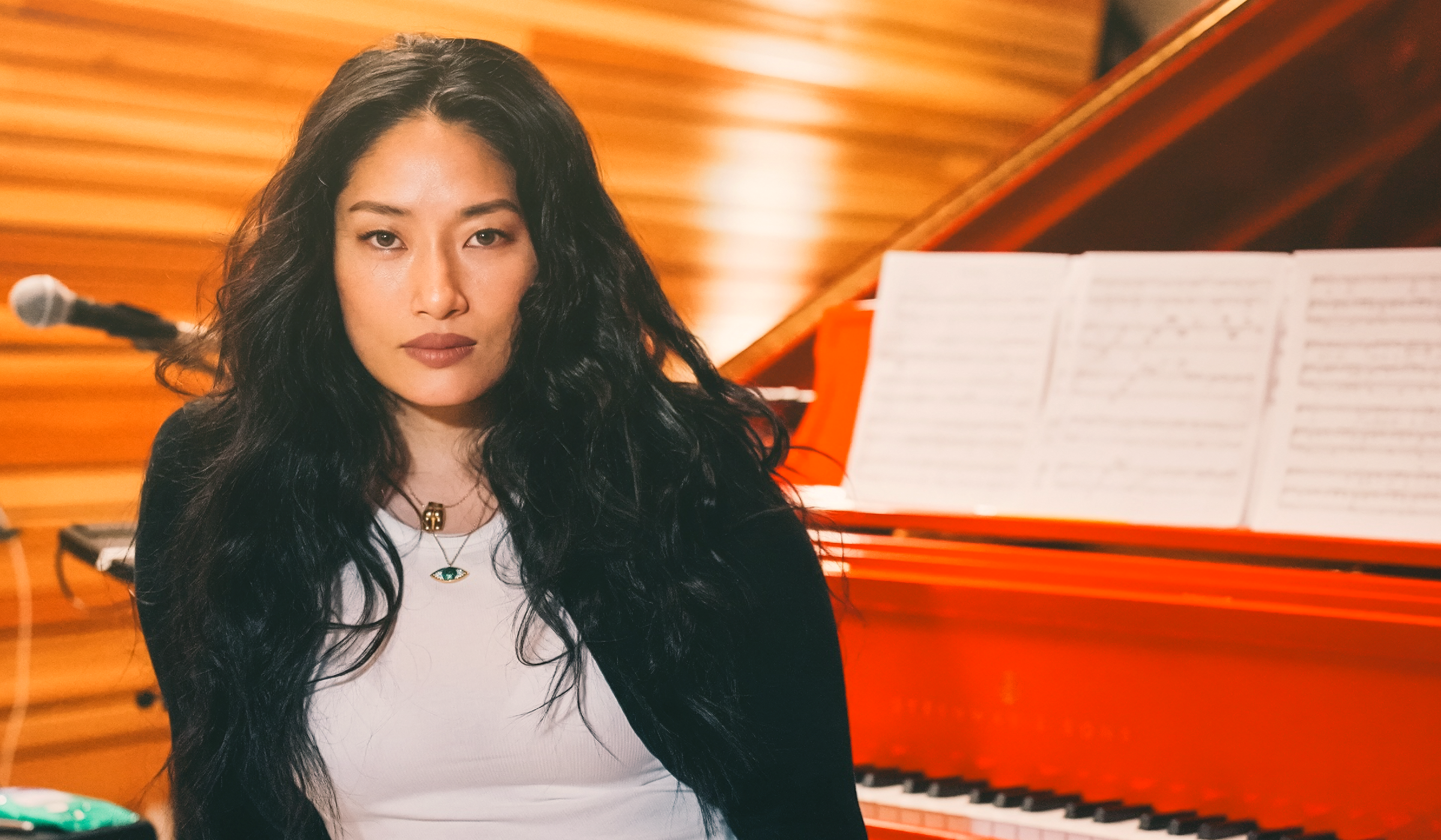 From K-Beauty Rituals to 15 Fire Sauces: Inside Chloe Flower’s Routine