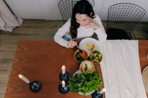 The Science of How to Eat in Order for Better Health